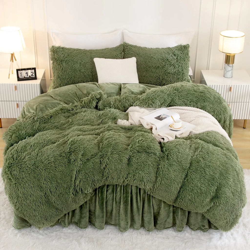 Sage Plush Queen Comforter Set with Pillowcases